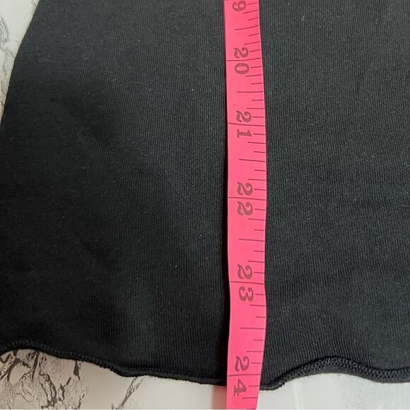 NWT The Dali museum long sleeve T-shirt sz M - Picture 6 of 6